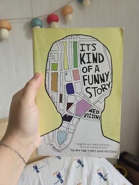 📚3/$10 It's Kind of a Funny Story by Ned Vizzini